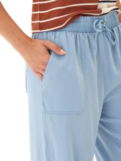 Allie Stretch Chambray Pant