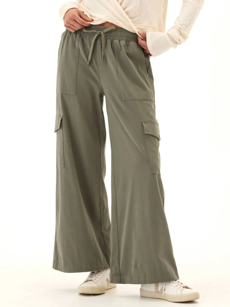Eila Stretch Twill Wide Leg Cargo Pant