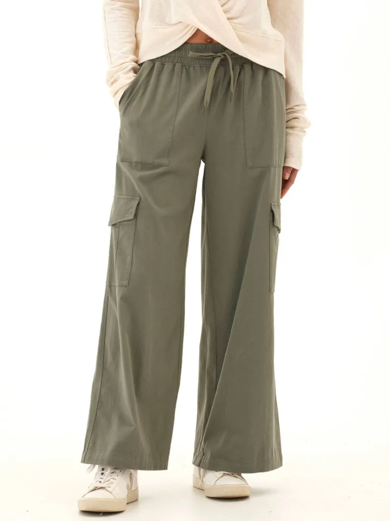 Eila Stretch Twill Wide Leg Cargo Pant