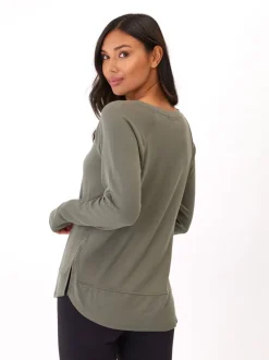 Leelu Feather Fleece Raglan Pullover